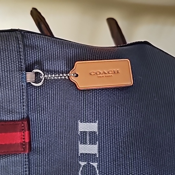 Coach Small Tote - Picture 2 of 12